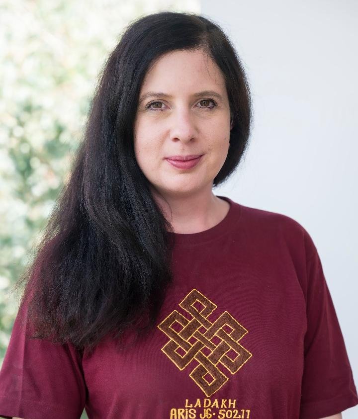 Dr. Nina Petek: »Menihi so nas ovadili policiji.«