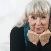 Prof. dr. Mojca Zvezdana Dernovšek: "Tistim, ki jih mučijo pogosti glavoboli, bi priporočila veliko ribanja in poliranja"