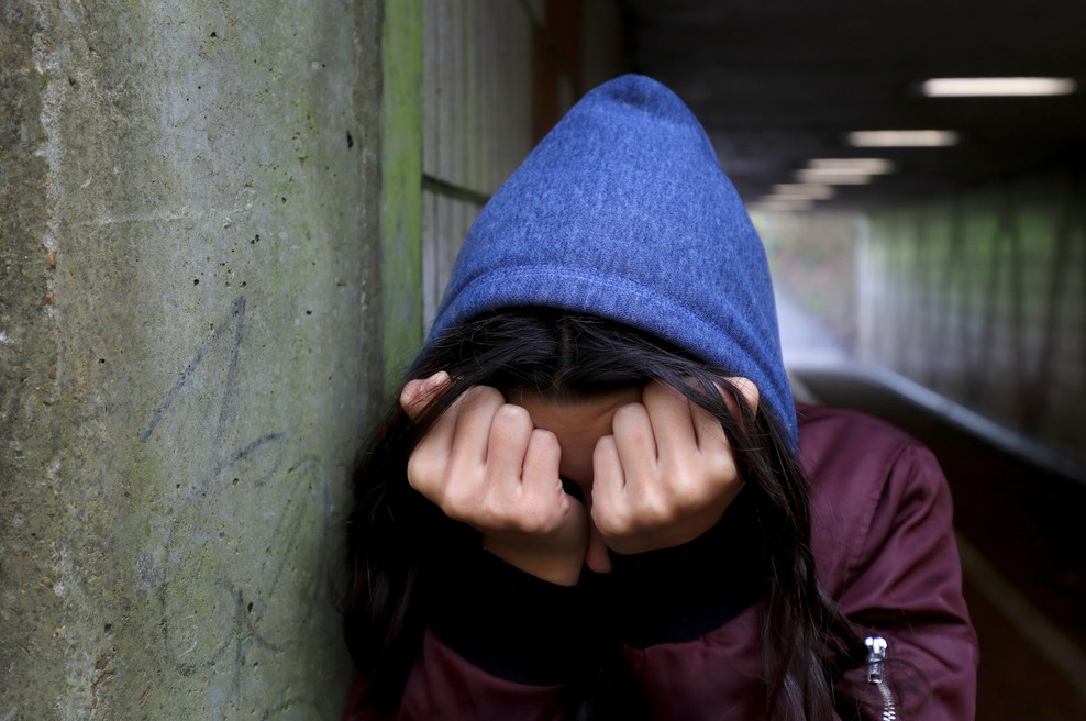 "En mi je držal glavo v školjki, drugi je spuščal vodo" (zgodba pacientke dr. Roberta Oravecza) (foto: Profimedia)