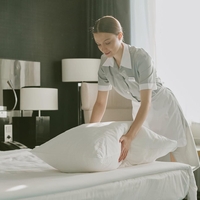 Hotelska čistilka razkrila, zakaj se ji nekateri gostje naravnost zagabijo (to jo zmoti bolj kot razmetana soba)