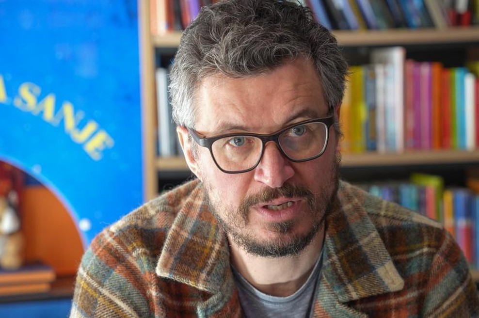 "Imeli bomo parlament in sodišča, toda pod površjem bo totalitarni sistem, ki ga bo vodilo majhno število oligarhov"(pogovor z belgijskim profesorjem psihologije) (foto: Dobrin Tavčar)
