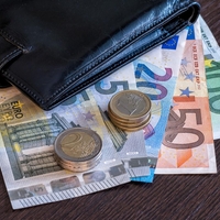 Tako bo denar kar letel v denarnico: naši predniki so vanjo dajali te stvari (je kaj resnice v starih vražah?)