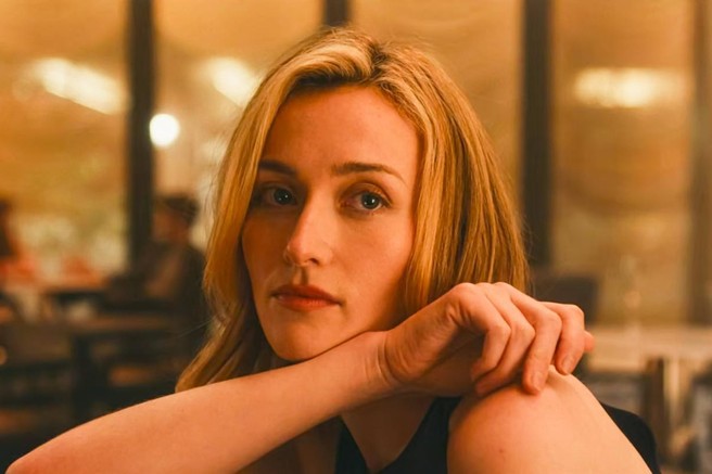 žalostna ženska